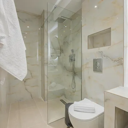 Suel Apartment Afytos